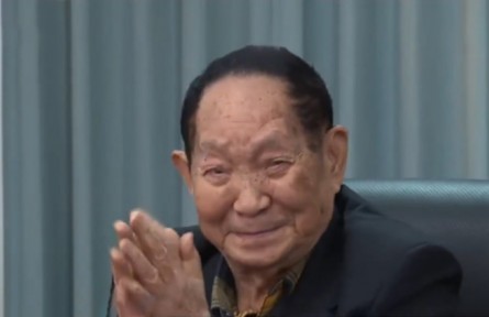 袁隆平团队双季杂交稻亩产超1500公斤 袁隆平：对测产结果“非常满