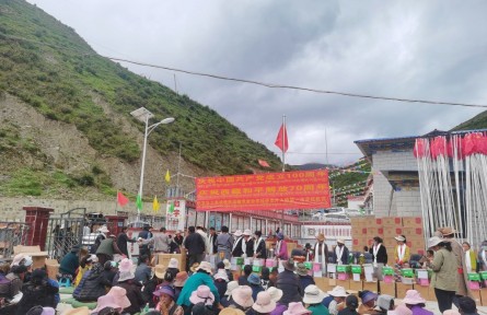 西藏林芝朗县：金秋时节分红忙