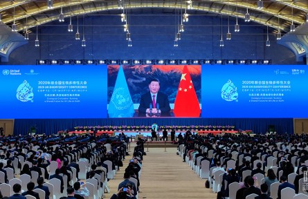 在这场领导人峰会上，习近平阐述生物多样性保护的中国主张