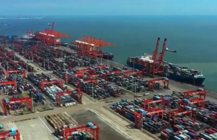 中国经济实现历史新跨越