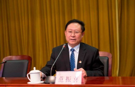 全国道德模范提名奖获得者范振喜：“农民铁书记”34年践诺 将穷山村建成“明珠”