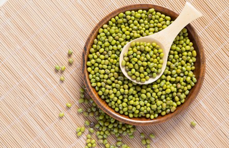 科普辟谣：绿豆汤“解暑”靠谱，“解毒”不足