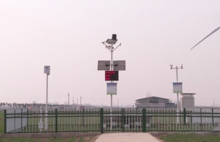 河南濮阳：春灌用上高科技 省时省水