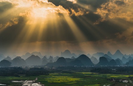 《大美中国·春天系列》春天的广西
