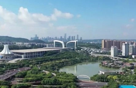 【稳字当头 干在实处·权威访谈】努力实现全年经济社会发展目标