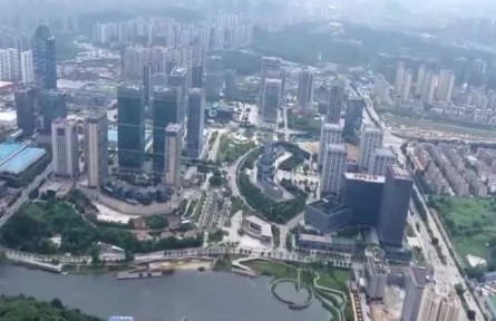 【奋进新征程 建功新时代·非凡十年】努力建设百姓富生态美的新时代多彩贵州