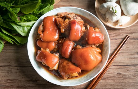 辟谣 | 吃猪蹄真的能补充胶原蛋白吗？