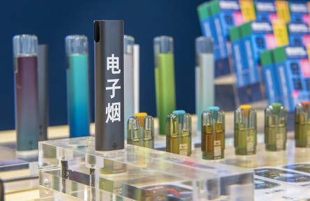 辟谣 | 电子烟是传统香烟的安全替代品吗？