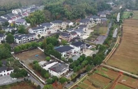 湖南益阳清溪村：书写新时代的“山乡巨变”