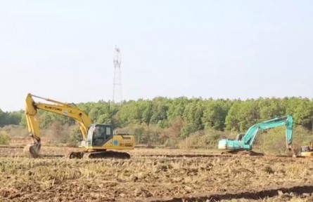 江西：抢抓有利天气 推进高标准农田建设