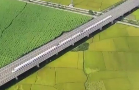 锚定高质量发展之路 中国经济航船行稳致远