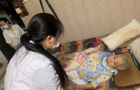 探访老年人能力评估师