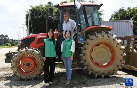 “90后”姐妹新农人 合作社托管盘活闲置田地
