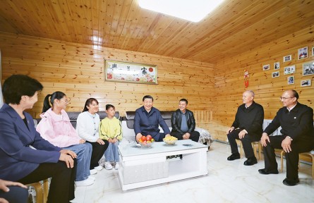 习近平：推进中国式现代化需要处理好若干重大关系