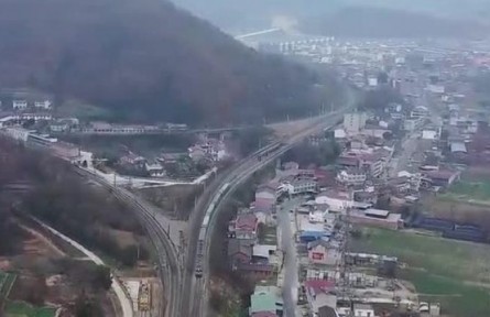 【新春走基层】陕西：秦岭深处“小慢车”上的幸福“年味”