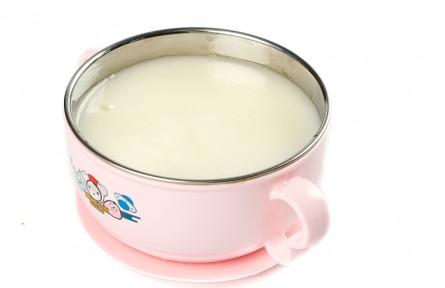 辟谣|米汤能代替母乳和配方粉？千万别信！