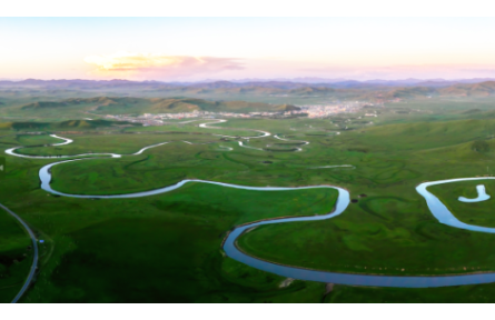 山河勾勒的湿地“画卷”