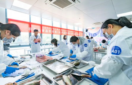 2025年度上海市农业行业职业技能大赛农产品食品检验员赛项决赛举行