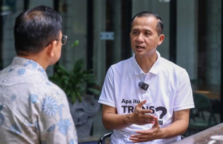 中国减贫的宝贵经验值得借鉴——访印尼人口流动部部长伊夫提塔赫