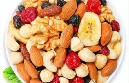 哪些食物容易呛到孩子和老人?