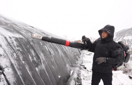 山西忻州定襄县：防寒护棚 筑牢“菜篮子”