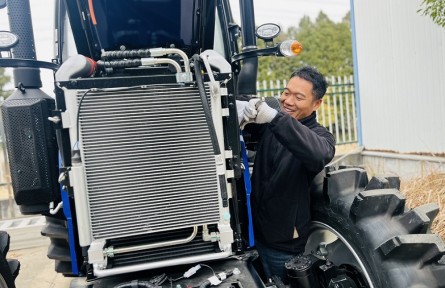 梁承威：理想奔走在田野间