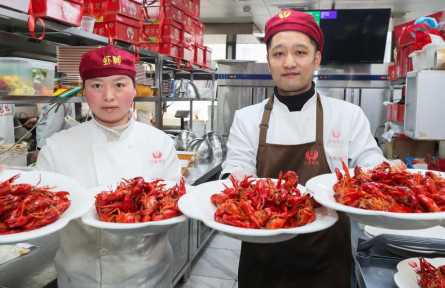 在盱眙看小龙虾如何做成大产业