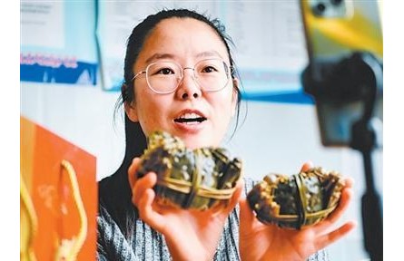 刘明伟、张婷：用黄河水养出“金螃蟹”