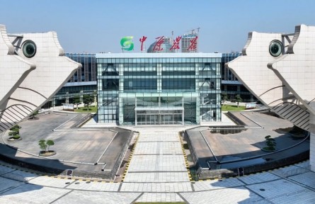 从“靠天种粮”到“科技育芯” 看中原农谷的黄河农业新突破