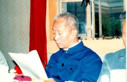 他为农田开出“减肥增效”药方 | 朱兆良
