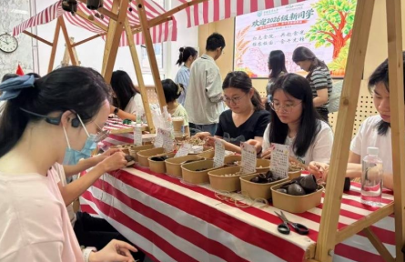 “强农报国”成为新时代中农大学子普遍理想