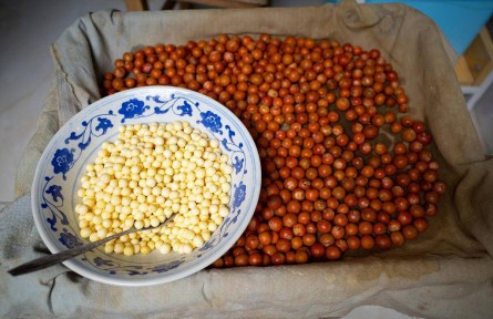 药食同源的“鸡头米”，这四类人群吃了更养生